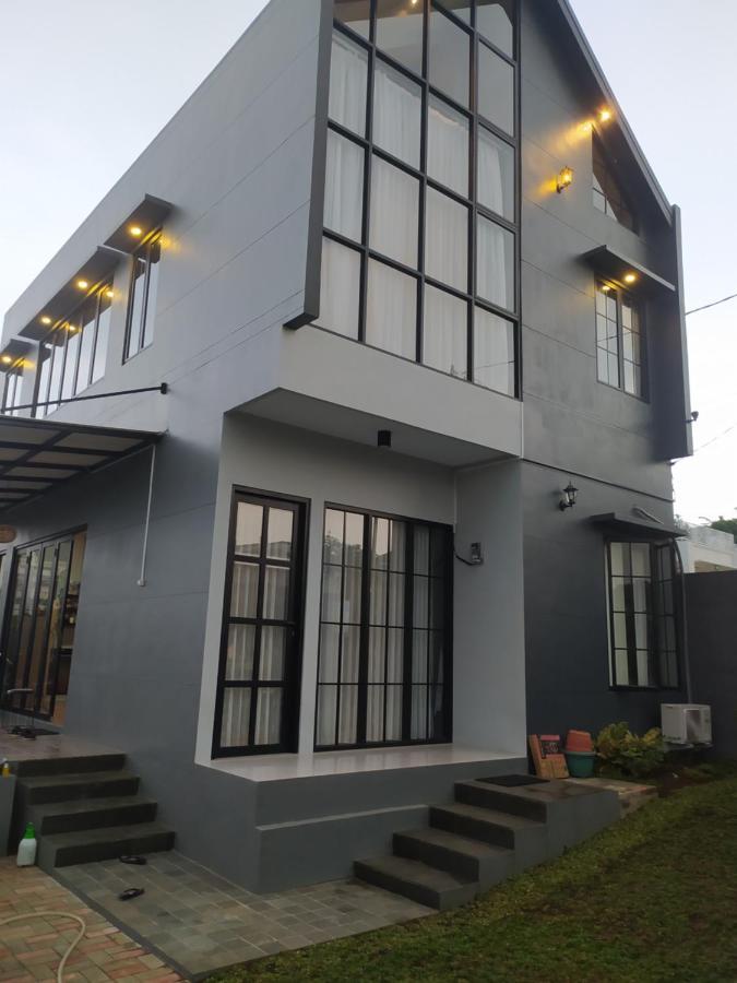 Villa Sky Garden Bogor Eksteriør bilde